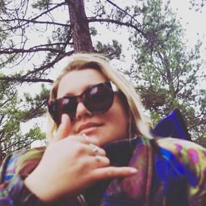 Meet your Posher, Katlin